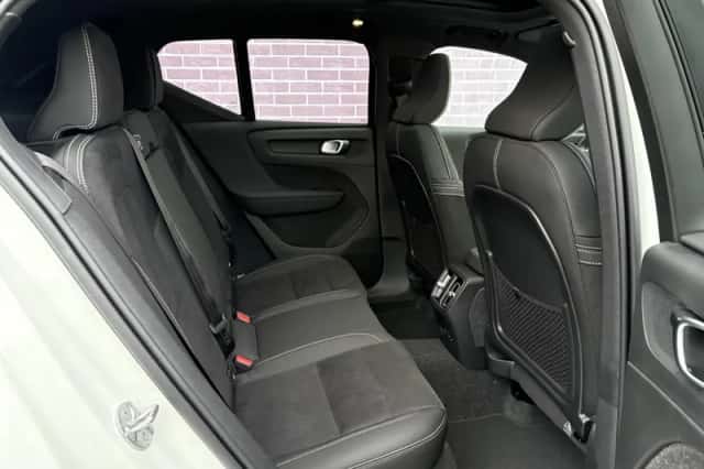 Volvo EX40 (2026) thumbnail 6