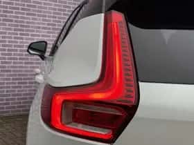Volvo EX40 thumbnail 9