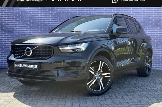 Volvo XC40 (2022) thumbnail 1