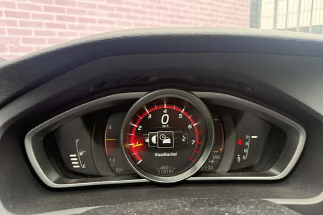 Volvo V40 (2020) thumbnail 6