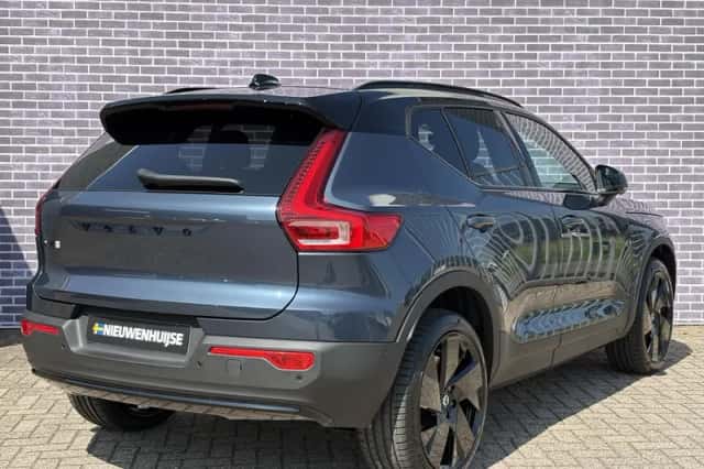 Volvo EX40 (2026) thumbnail 3