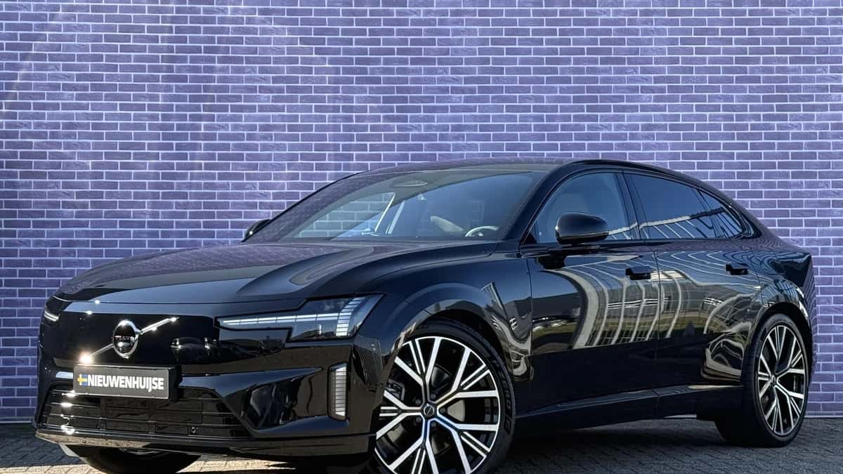 Volvo ES90 — foto 1