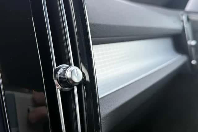 Volvo XC40 (2022) thumbnail 29