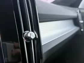 Volvo XC40 thumbnail 29