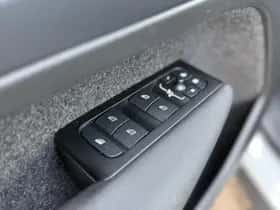 Volvo XC40 thumbnail 30