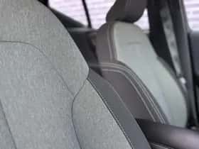 Volvo XC40 thumbnail 33