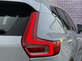 Volvo XC40 thumbnail 8
