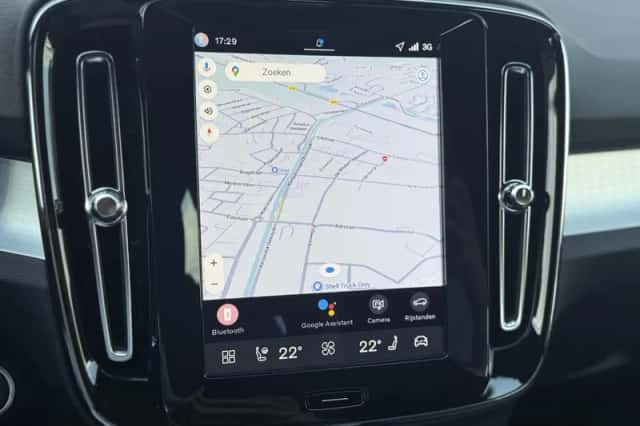 Volvo XC40 (2025) thumbnail 13