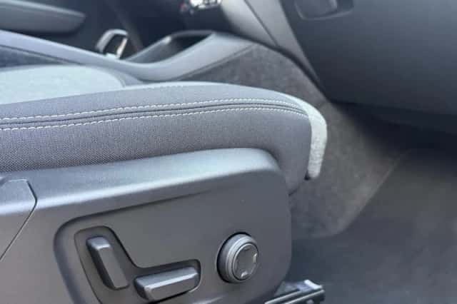 Volvo XC40 (2025) thumbnail 20