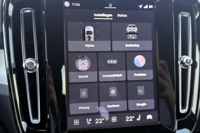 Volvo XC40 (2025) thumbnail 21