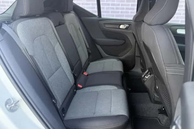 Volvo XC40 (2025) thumbnail 6