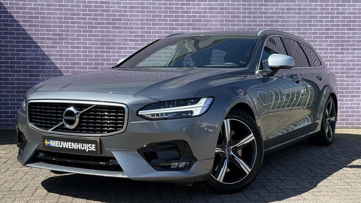 Volvo V90 — foto 1