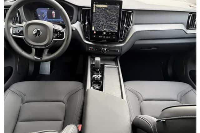 Volvo XC60 (2026) thumbnail 4