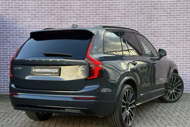 Volvo XC90 (2026) thumbnail 3
