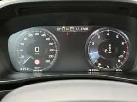 Volvo XC40 thumbnail 21