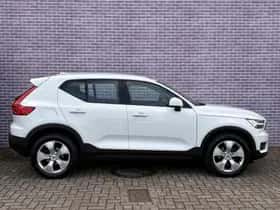 Volvo XC40 thumbnail 24