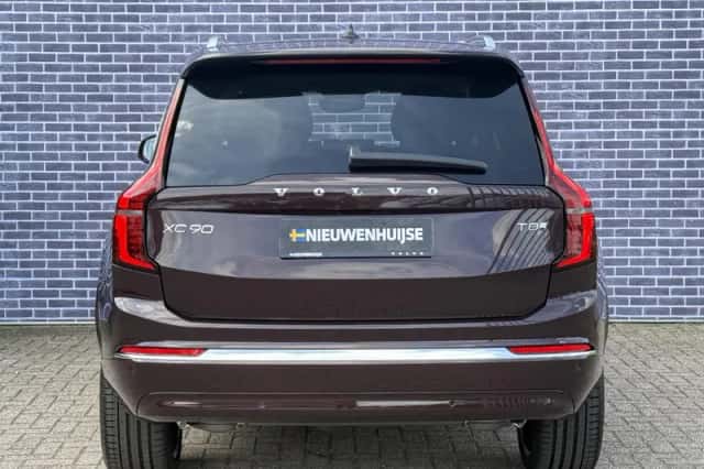Volvo XC90 (2025) thumbnail 17