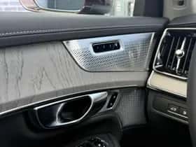 Volvo XC90 thumbnail 27