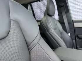 Volvo XC90 thumbnail 29