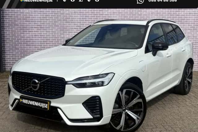 Volvo XC60 (2022) thumbnail 1