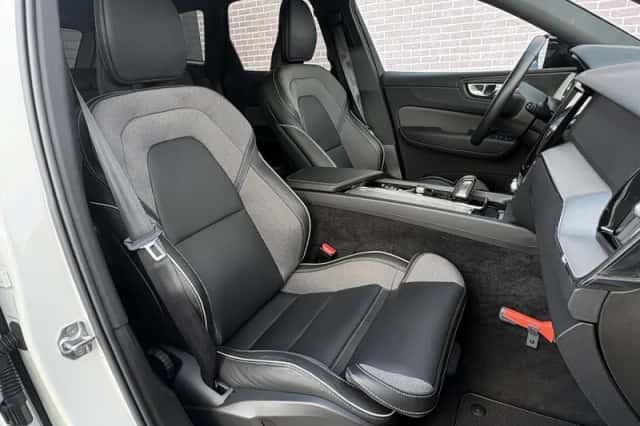 Volvo XC60 (2022) thumbnail 5
