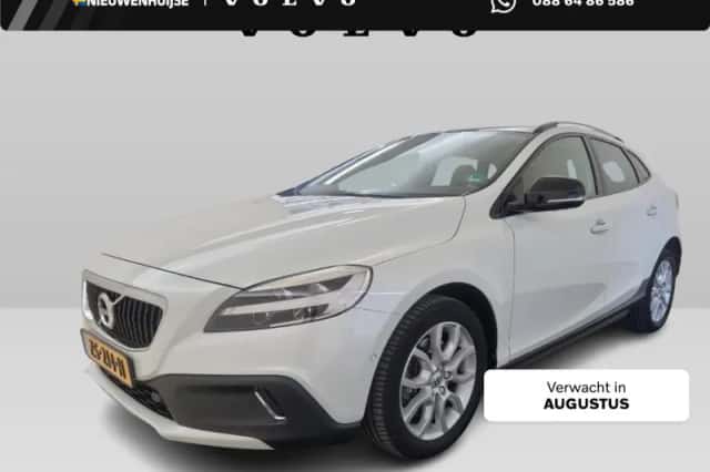 Volvo V40 (2019) thumbnail 1