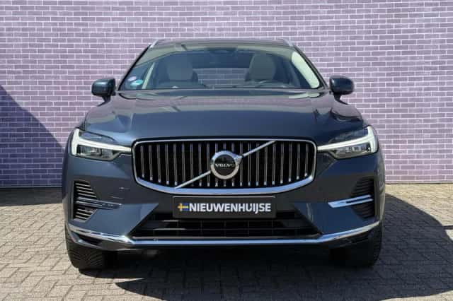 Volvo XC60 (2024) thumbnail 12