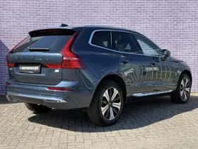 Volvo XC60 thumbnail 3