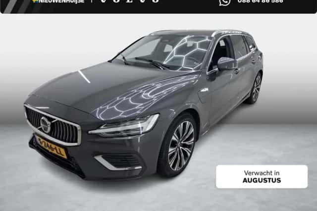 Volvo V60 (2023) thumbnail 1