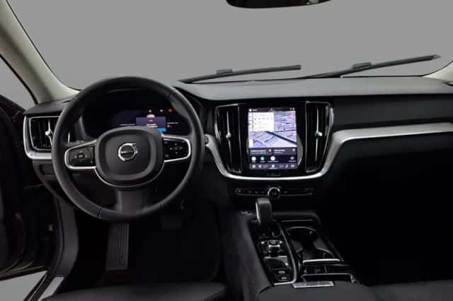 Volvo V60 (2023) thumbnail 4