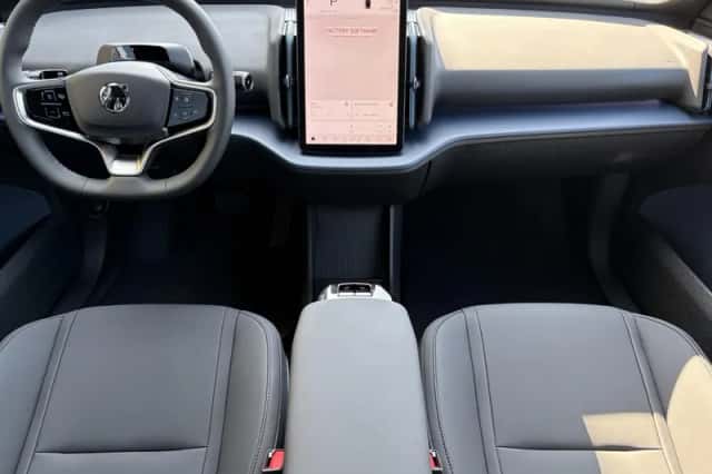 Volvo EX30 (2026) thumbnail 4