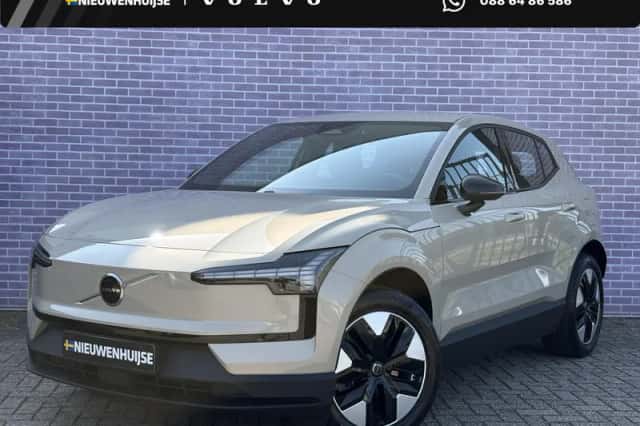 Volvo EX30 (2026) thumbnail 1