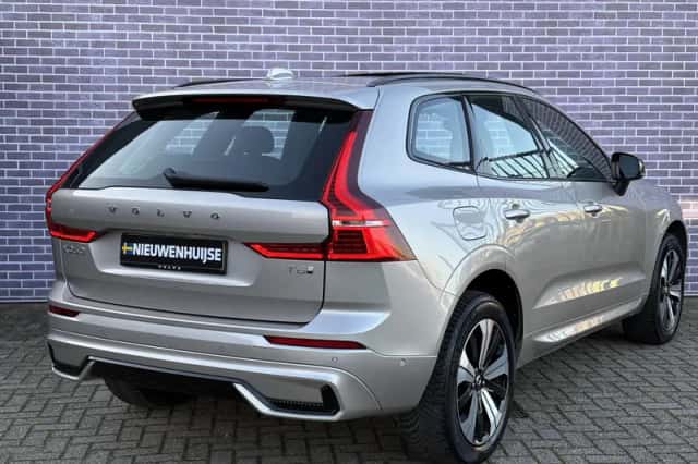 Volvo XC60 (2025) thumbnail 2