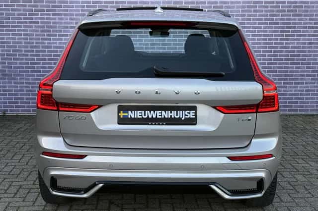 Volvo XC60 (2025) thumbnail 16
