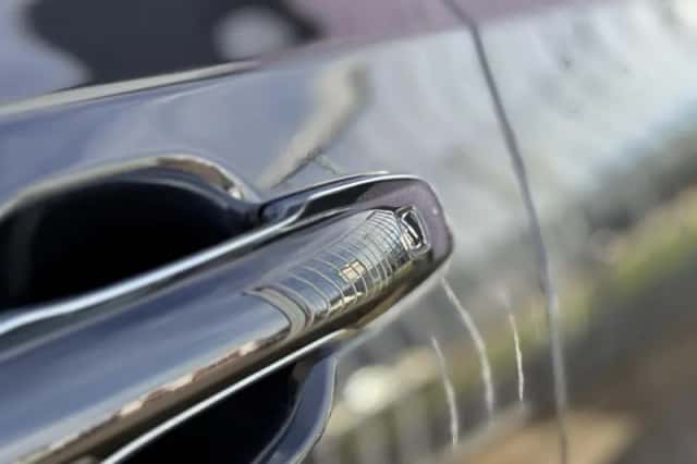 Volvo S90 (2016) thumbnail 15