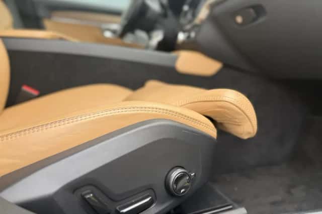 Volvo S90 (2016) thumbnail 26
