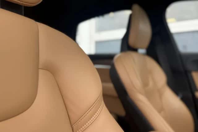 Volvo S90 (2016) thumbnail 27