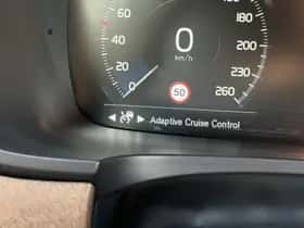 Volvo S90 thumbnail 32