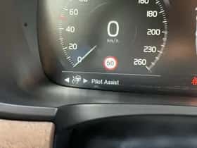 Volvo S90 thumbnail 34