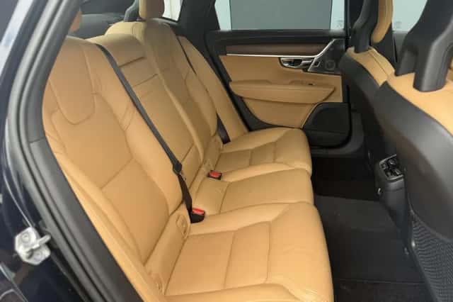 Volvo S90 (2016) thumbnail 7