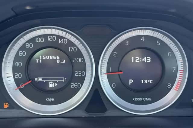Volvo XC60 (2013) thumbnail 17