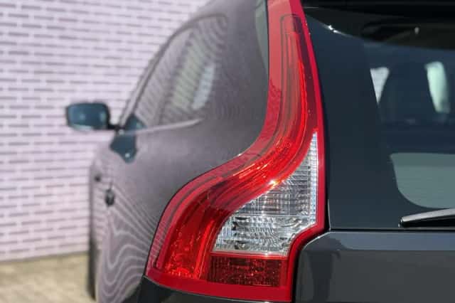 Volvo XC60 (2013) thumbnail 21
