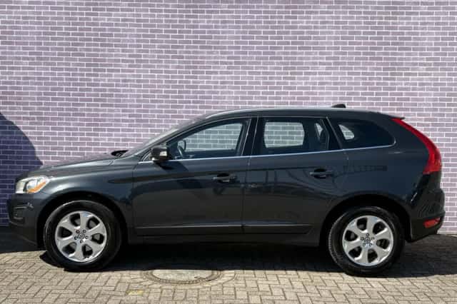 Volvo XC60 (2013) thumbnail 26