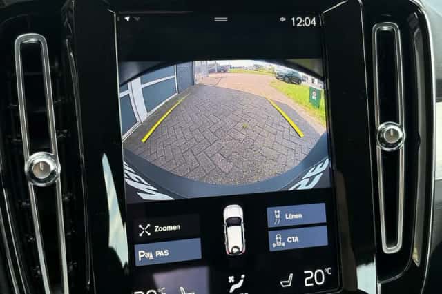 Volvo XC40 (2022) thumbnail 12