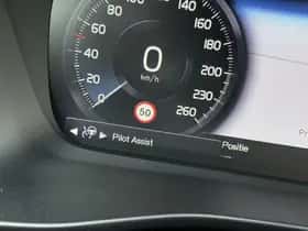 Volvo XC40 thumbnail 15