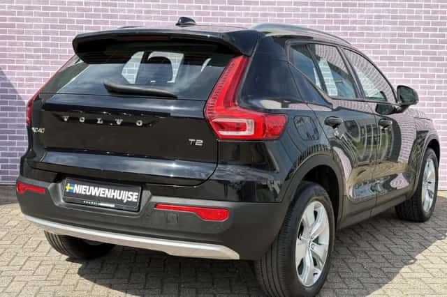 Volvo XC40 (2022) thumbnail 3