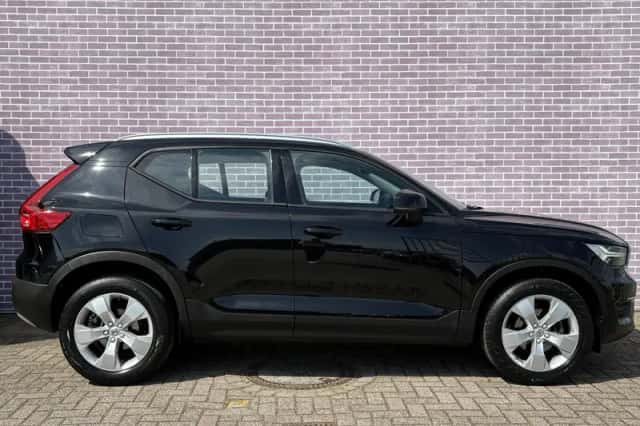 Volvo XC40 (2022) thumbnail 27