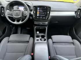 Volvo XC40 thumbnail 6