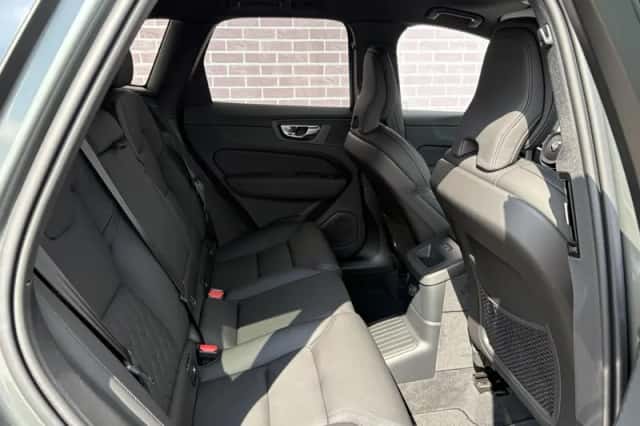 Volvo XC60 (2026) thumbnail 3