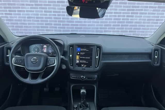 Volvo XC40 (2020) thumbnail 4